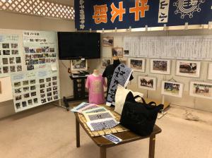 闘牛パネル展の様子写真