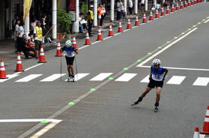 ローラースキースプリントレースの画像