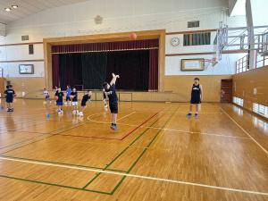 シュート練習の様子